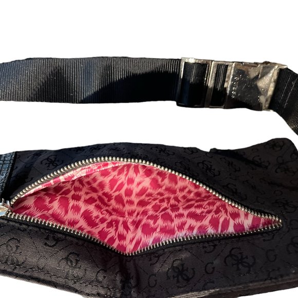 GUESS Belt Bag Y2K Magnetic Closure 2 Zippered Pockets Fits up to 27" Waist - Picture 11 of 13